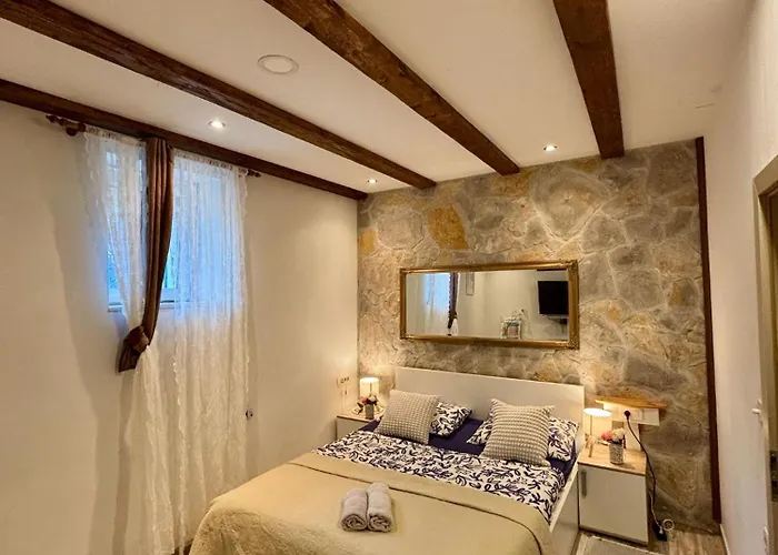 Knox Center Apartamento Split