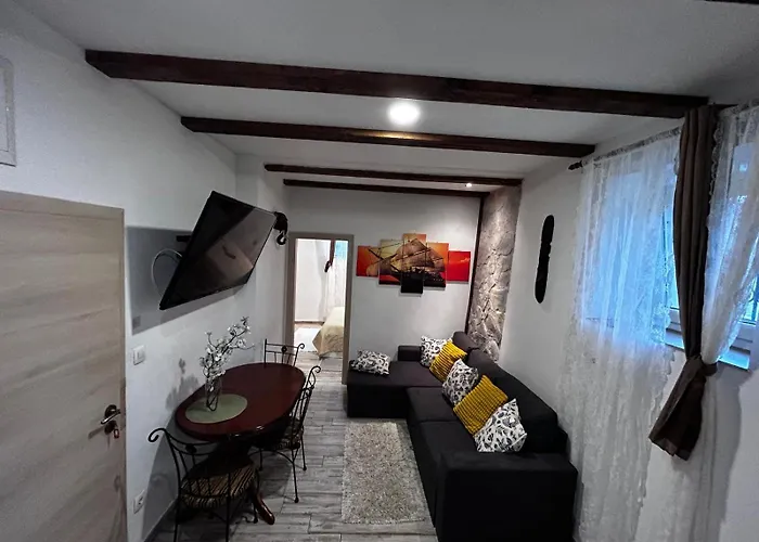 Apartment Knox Center