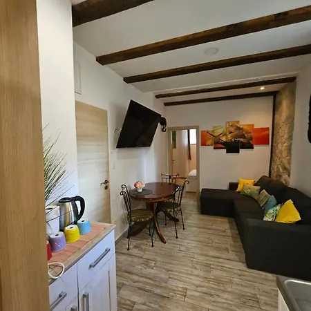Appartement Knox Center *